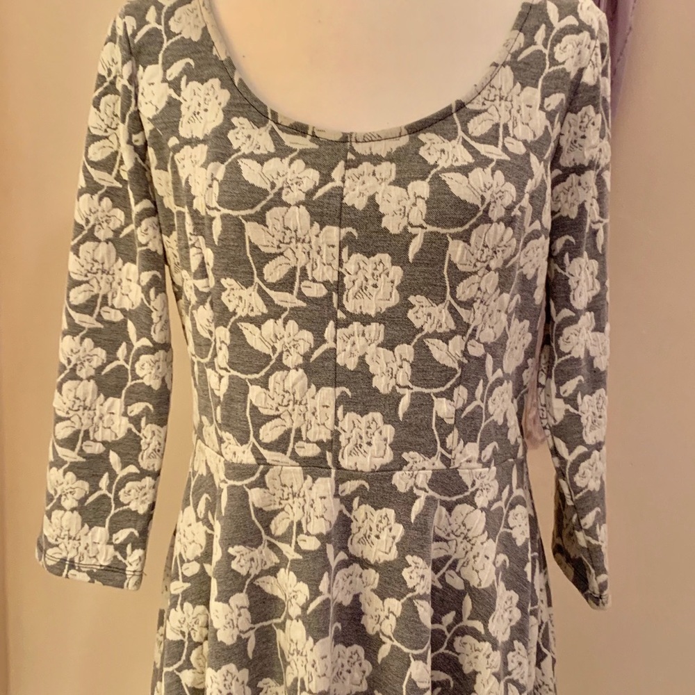 Lauren Conrad dress. Gray and cream